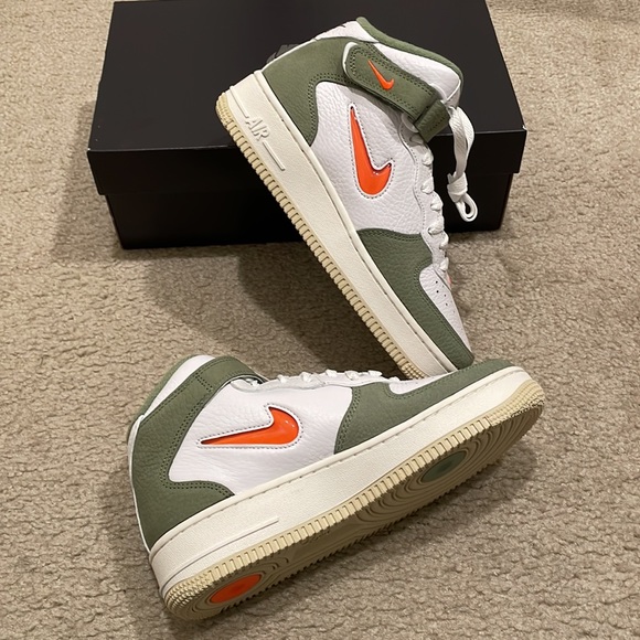 Nike Air Force 1 Mid QS Shoes size: M 6 / W 7.5 - Picture 4 of 7